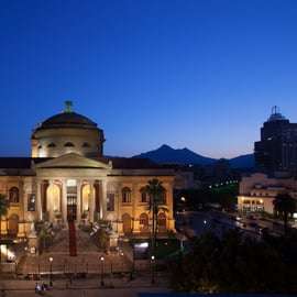 Visita guiada al Teatro Massimo: sala, escenario y palco real