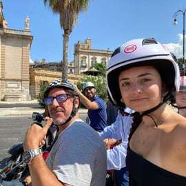 Vespa-Tour Palermo: Altstadt, Monte Pellegrino und Mondello