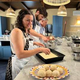 Palermo: Market Tour and Sicilian Cooking Class with Lunch
