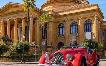 Palermo en un Morgan histórico: tour privado en coche de época