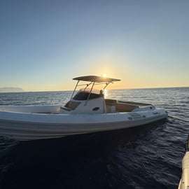 Passeio de barco em Mondello e Capo Gallo com frutas