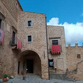 Carini : billet pour le château La Grua Talamanca (audioguide)