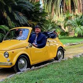 Fiat 500 tour Palermo in een vintage auto met chauffeur