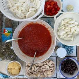 Pizza Making Class in a Sicilian Garden, Terrasini