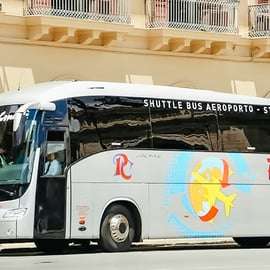 Bustransfer luchthaven Palermo centrum, enkele reis