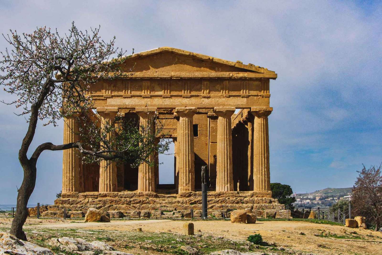 Valley of the Temples Day Trip from Palermo and Roman Villa