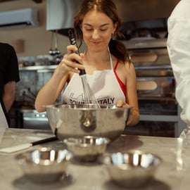 Corso di pizza e gelato a Palermo con cena e vino