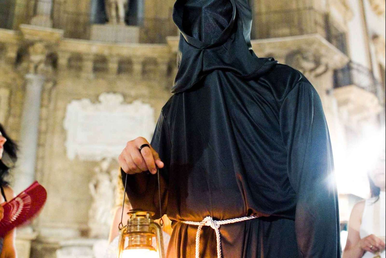 Palermo Noir: magával ragadó 3D hangélményes gyalogos túra és aperitif hajón