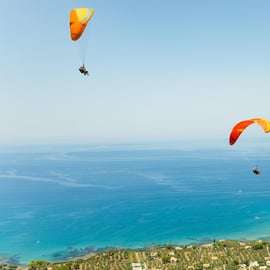 Tandemový paragliding v Palermu s mistrem světa