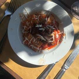 Bodega en Alcamo: visita, cata y comida de cuatro platos