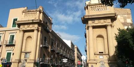 Porta di Vicari