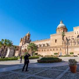 Transfer luchthaven Palermo naar het centrum, privébusje