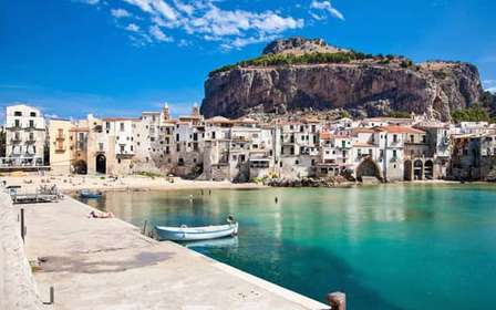 Palermo o Mondello: Excursión Privada de un Día a Cefalú y Castelbuono