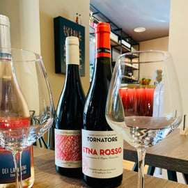 Palermo: Etna Experience - Wine tasting e food pairing