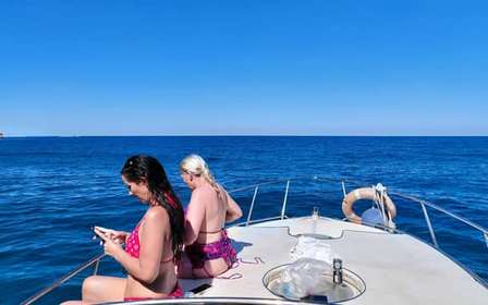 Paseo en barco por Palermo con esnórquel y aperitivo