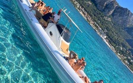 Excursión en barco a Mondello y Capo Gallo, máximo 12 personas
