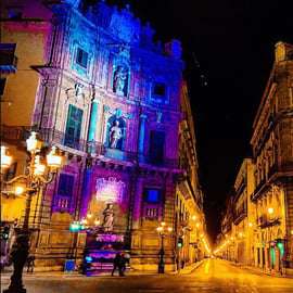 Tour serale di Palermo con street food, vino e leggende