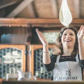 Partinico: Pizza-Making Class on an Organic Farm with Wine