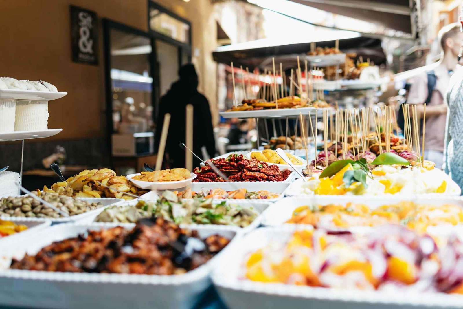 Tour de comida callejera en Palermo: historia y mercado