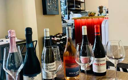 Palermo: Experiencia Etna - Cata de vinos y maridaje