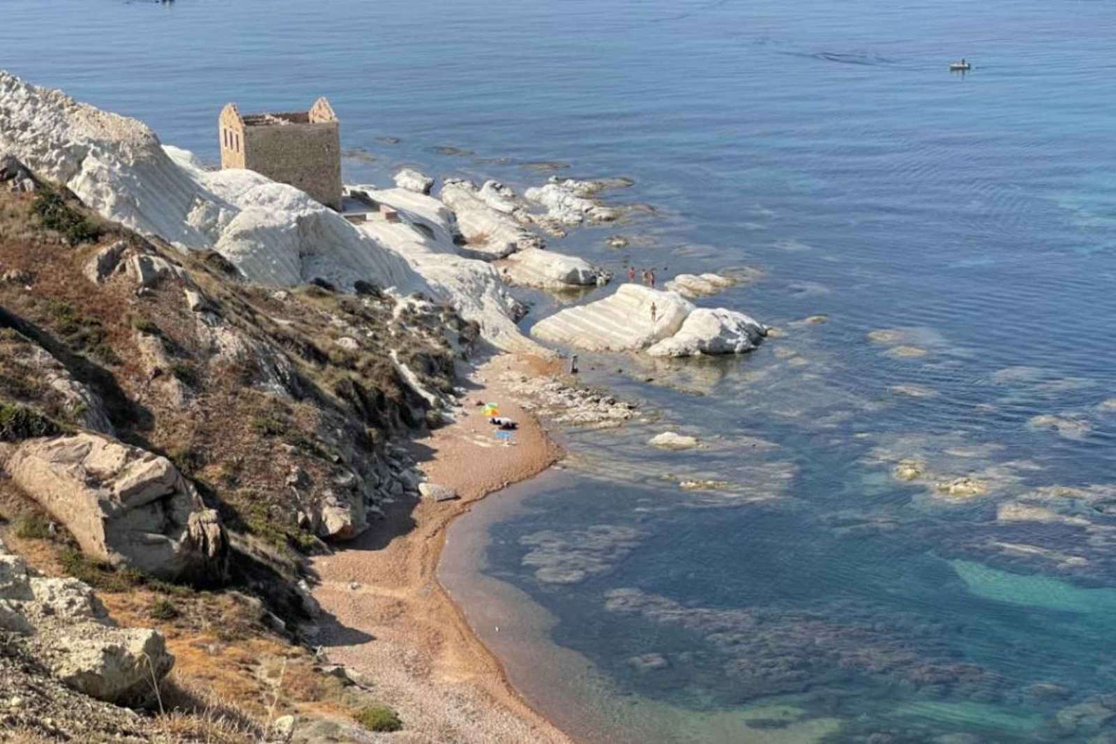 Southern Sicily Wild Beaches & White Cliffs Expedition
