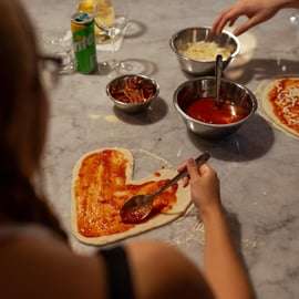 Corso di pizza e gelato a Palermo con cena e vino