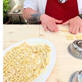 Aula de culinária siciliana em Palermo com mercado do Capo