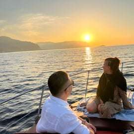 Sunset boat tour in Palermo