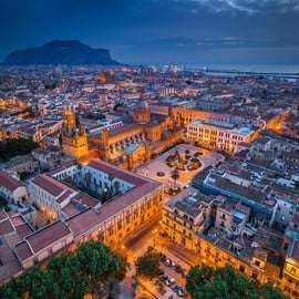 Palermo: Exclusive Private Night Tour in CruiserCar